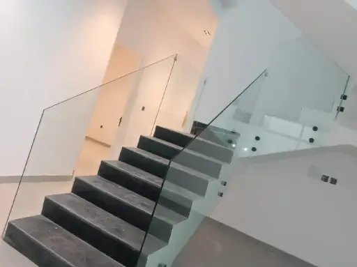 Glass railing